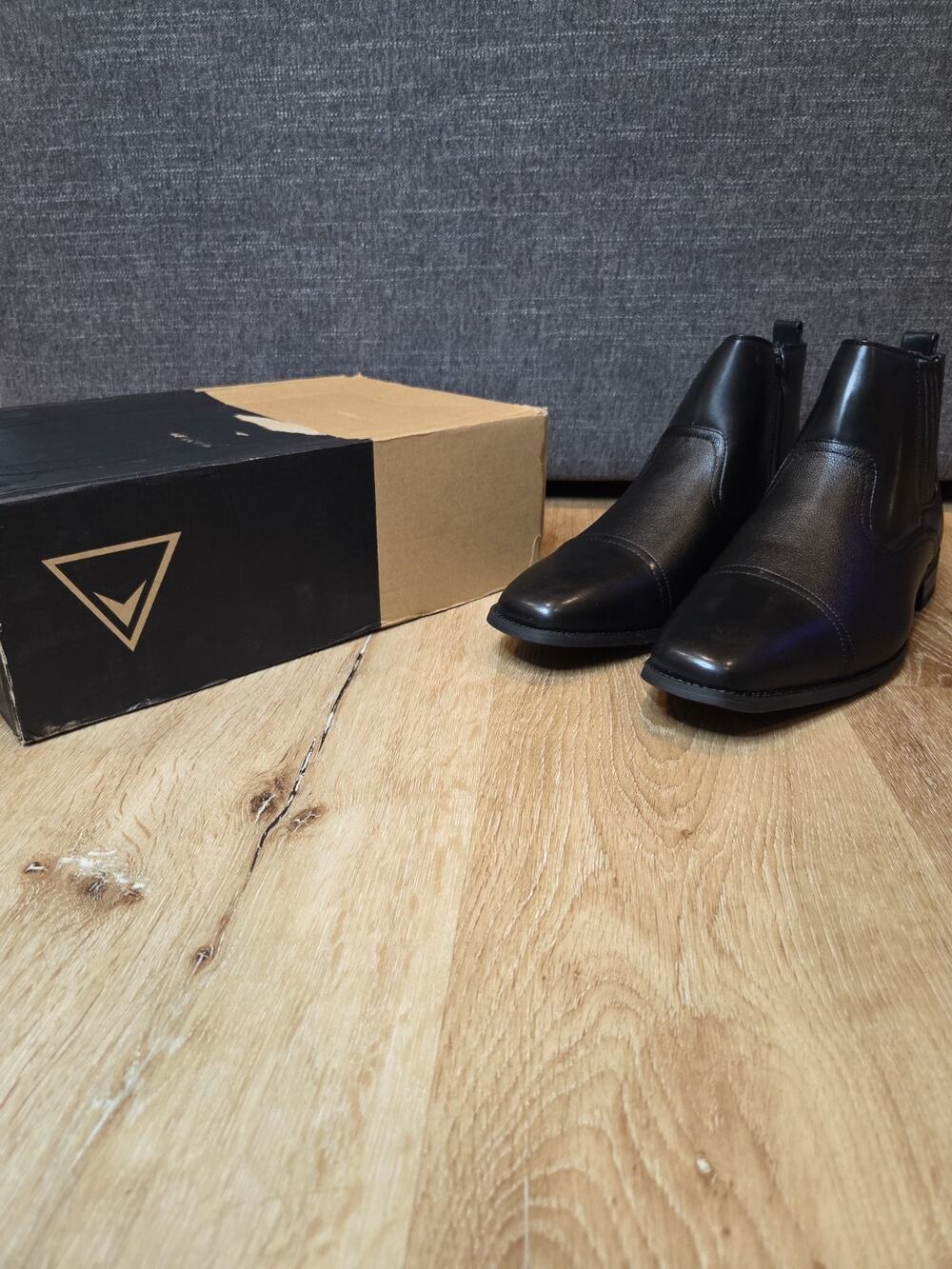 Vance Co Alex Chelsea Boots Mens Size 12 Black Cap Toe Zip Ankle Dress Shoes NIB